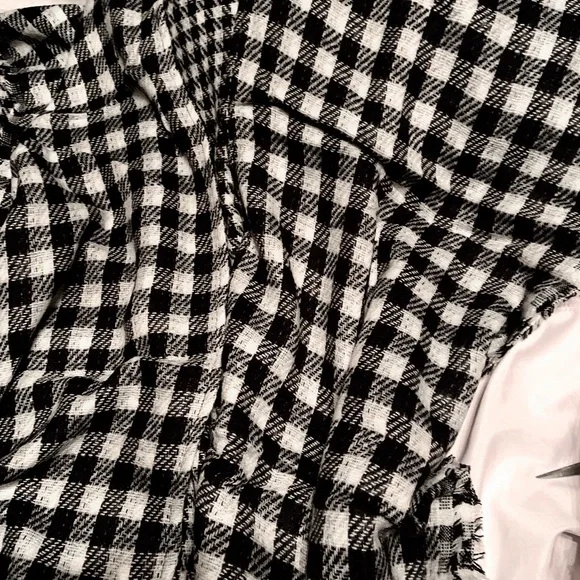 Villa Of the Buffalo Babes Poncho - Picture 10 of 10